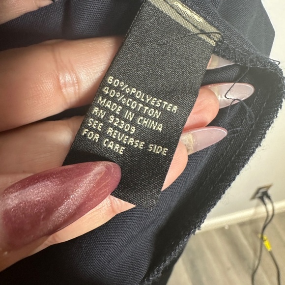 NWT DG2 Diane Gilman Navy blue Blouse Large - Picture 8 of 8